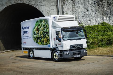 TESCO FIRST 18 TONNE ELECTRIC TRUCK WITH REFRIGERATION BODY (3)
