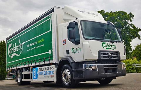 Renault_Carlsberg-Marsden-introduces-first-electric-truck-(1)