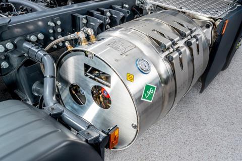 Spark ignition engines are able to operate using CNG or LNG