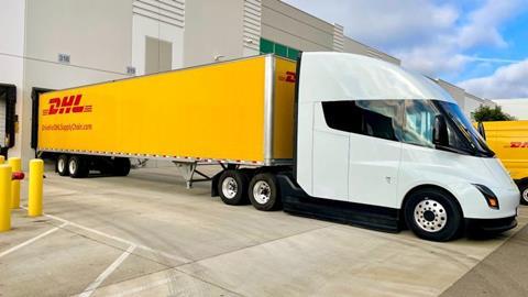 s175-dl-tesla-semi-is-loaded.web.796.448